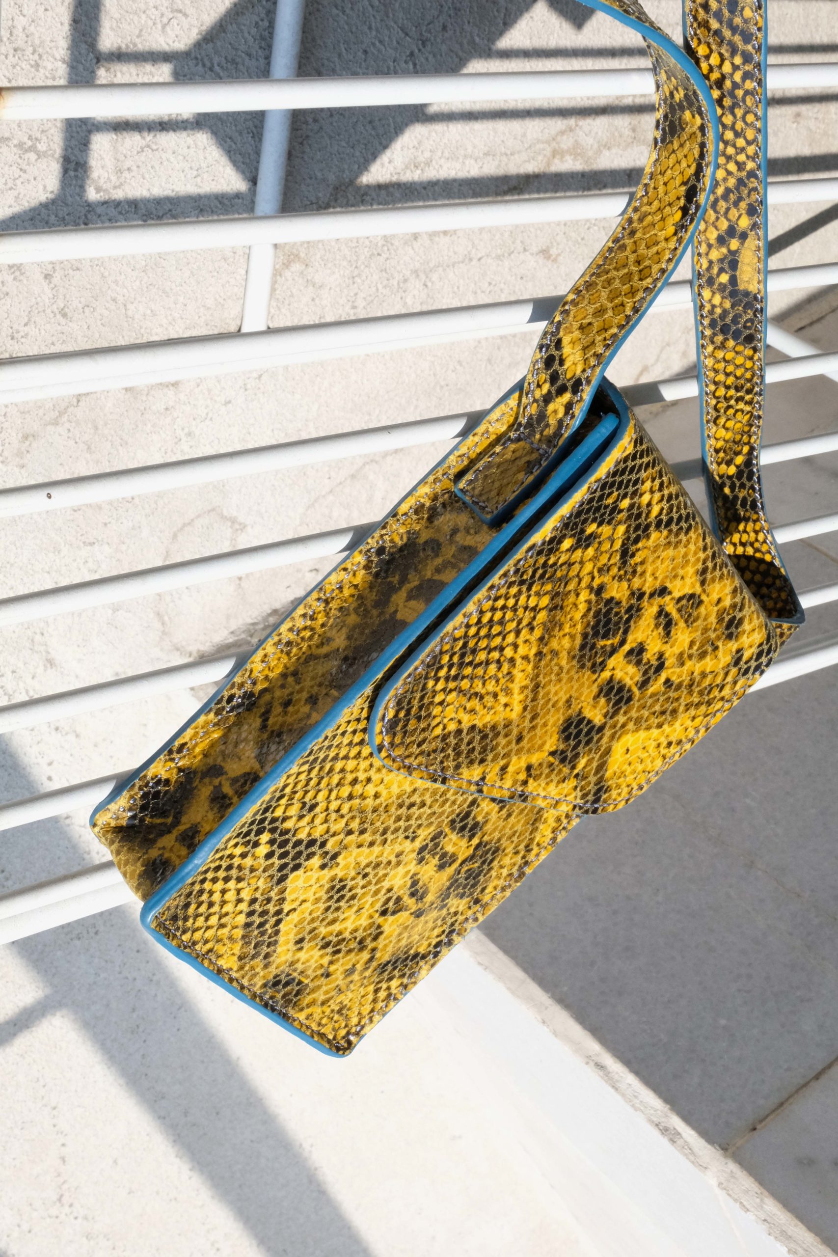 Daphne_yellow_animal_print